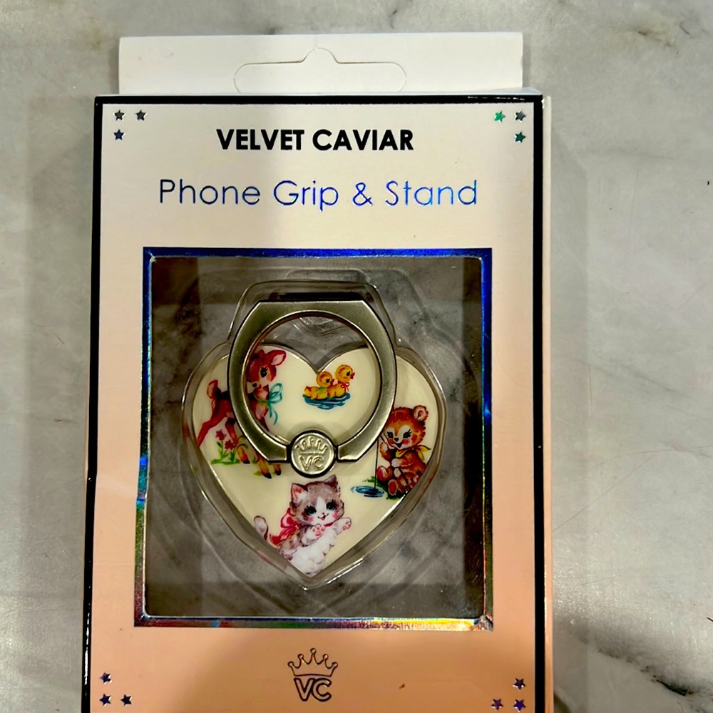 Velvet Caviar Phone Ring